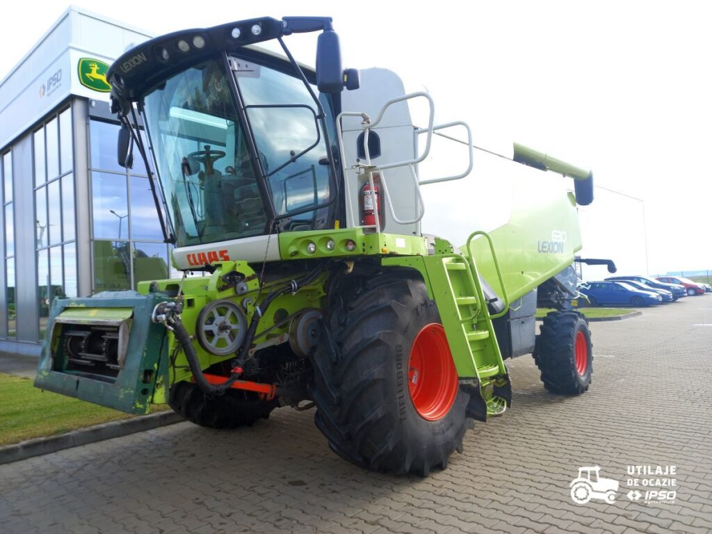 Claas Lexion 630 4x4 Montana + Header paioase