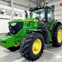 John Deere 6R 230