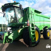 John Deere S770i + Header paioase