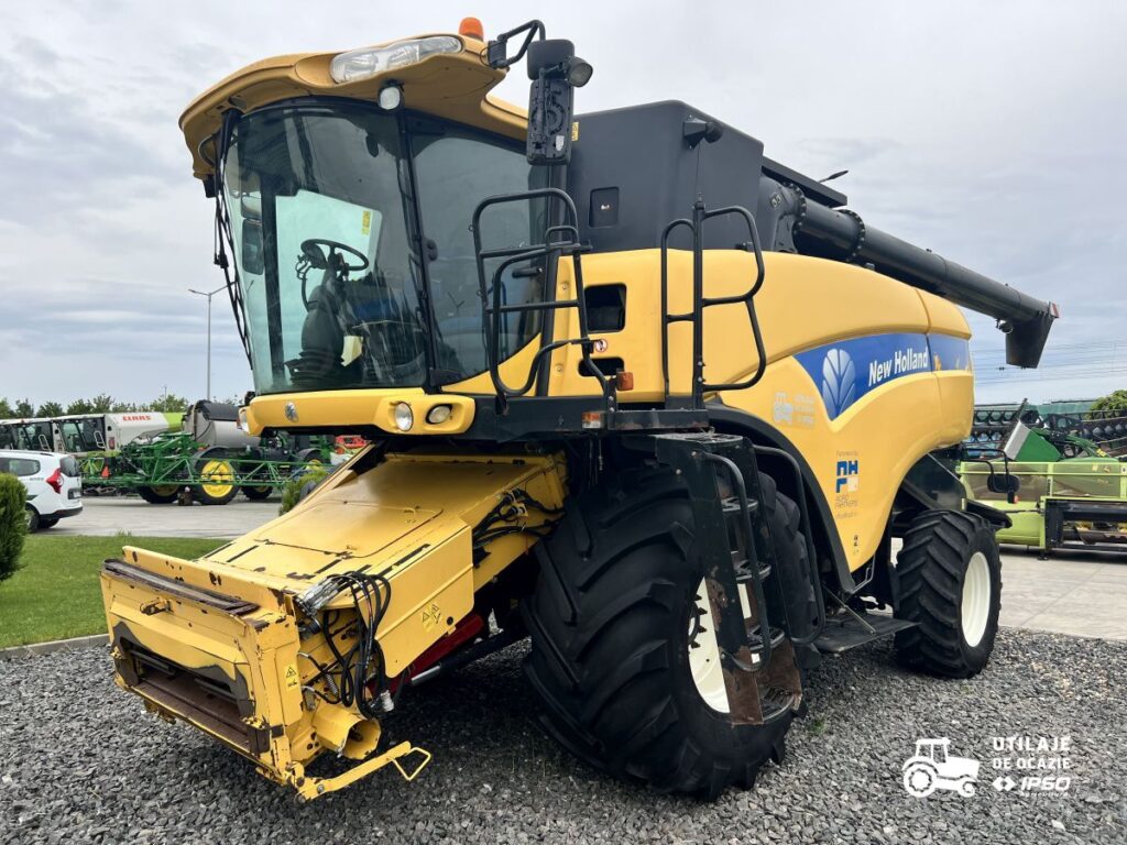 New Holland CX8090 + Header paioase